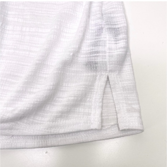 Zac & Rachel White V-Neck Button-Down Women's Top NWOT - Picture 4 of 7